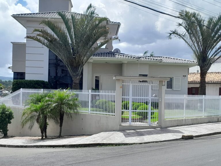 Excelente casa à venda no bairro Boa Vista em Cocal do Sul