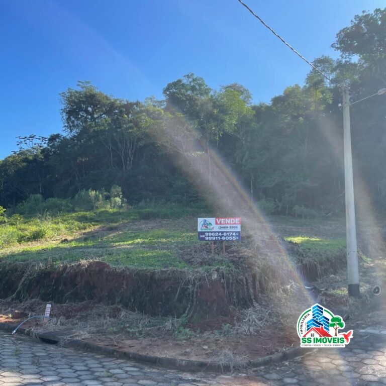 Terreno à Venda no Bairro Bel Recanto, Urussanga!