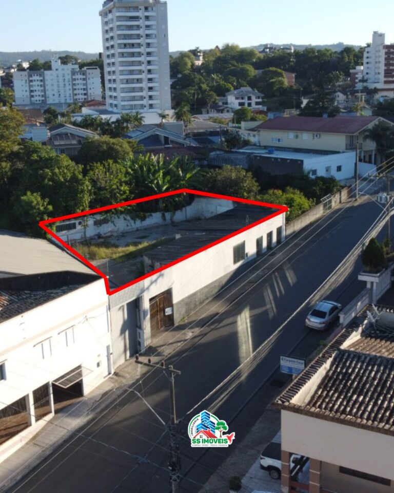 Pavilhão no Centro de Cocal do Sul