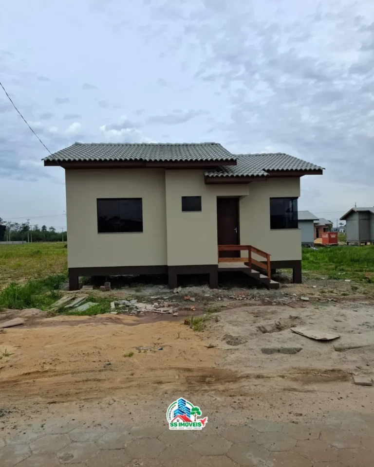 Casa à venda no Bairro São Defende em Criciúma!