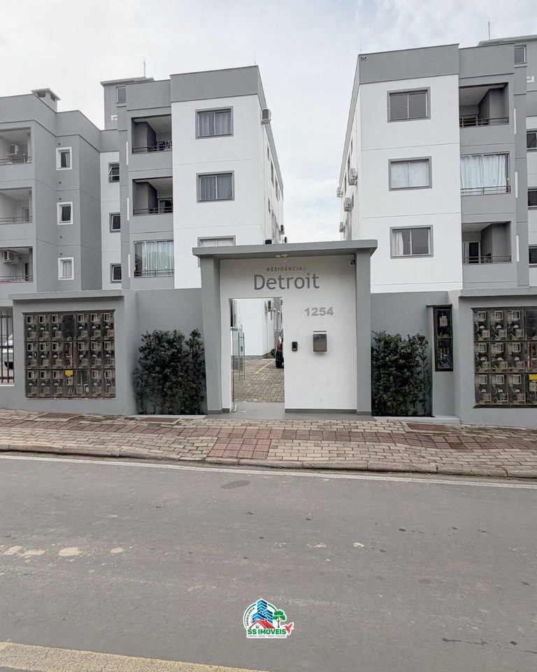 Apartamento no último andar no Detroit